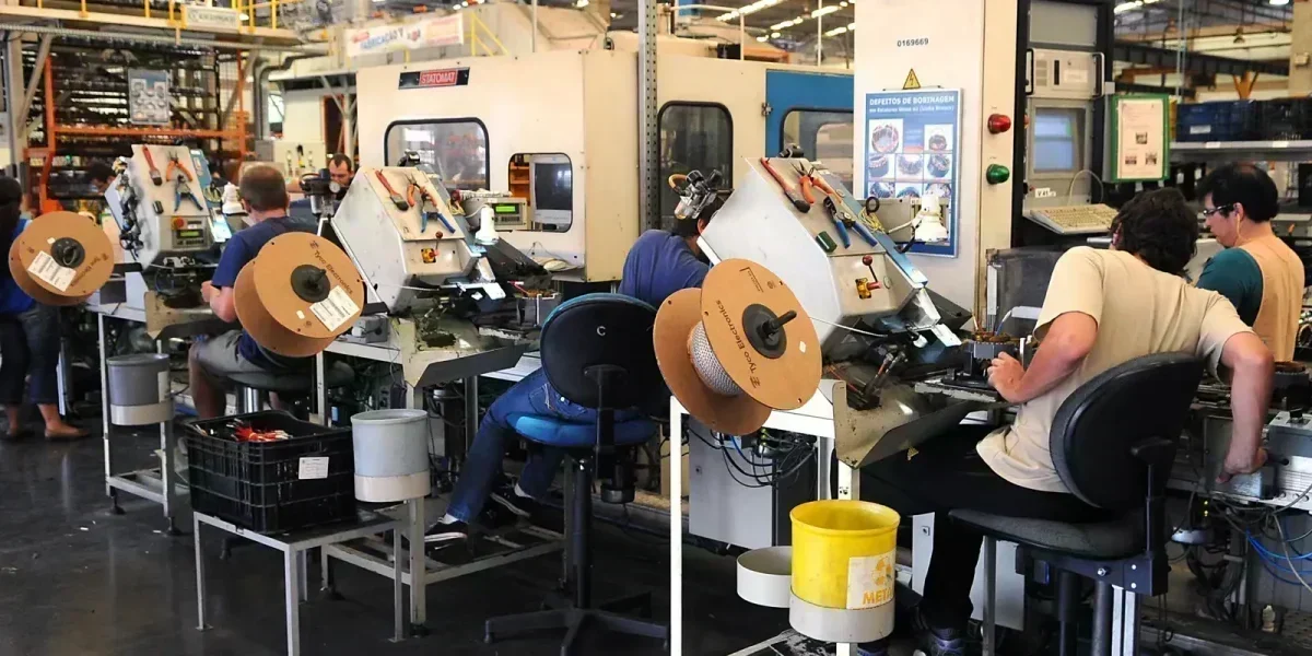 Crescimento Industrial: O Que Isso Realmente Significa para o Brasil?