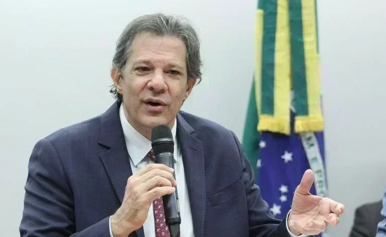 Custo e Oportunidade: O Impacto das Novas Taxas sobre Combustíveis