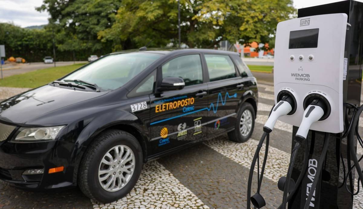 Eletromobilidade em Santa Catarina: Oportunidade ou Risco de Ficar para Trás?