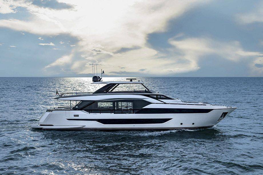 Ferretti Yachts 940: Oportunidade de Investimento no Brasil