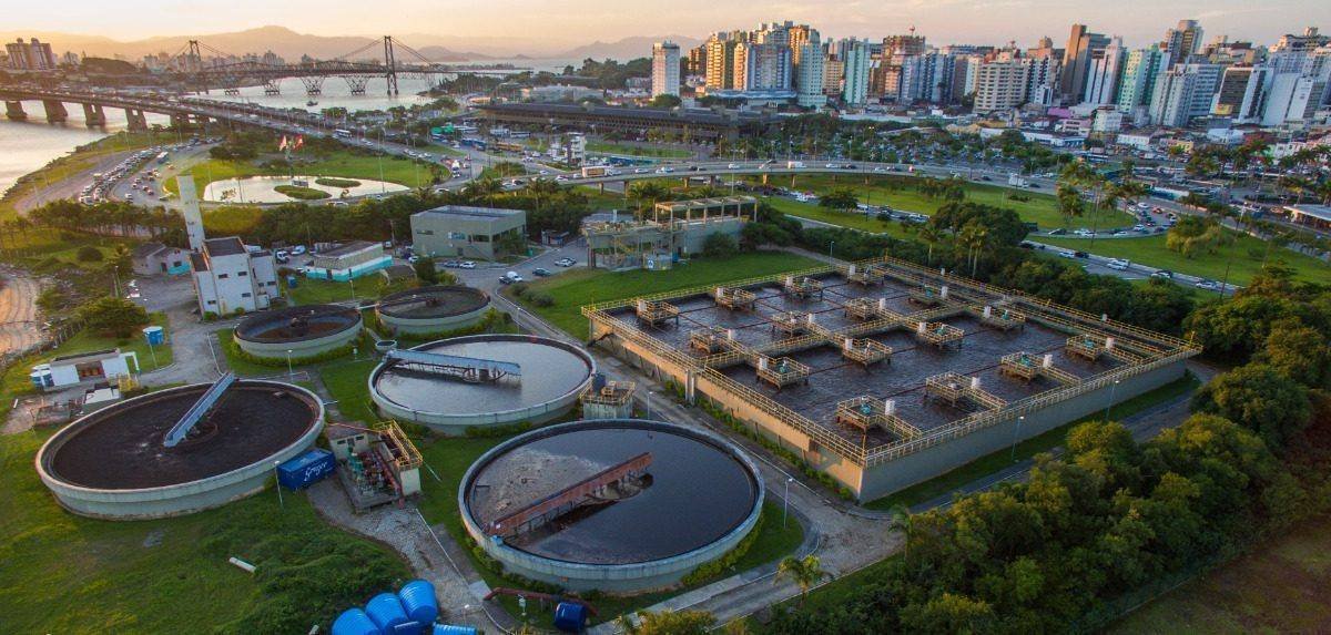 Florianópolis: Investimentos em Saneamento e a Corrida pelo Topo