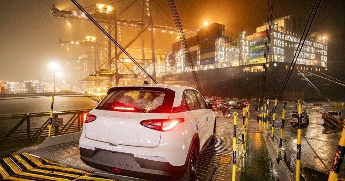 Porto de Paranaguá: Um Marco na Importação de Veículos Elétricos