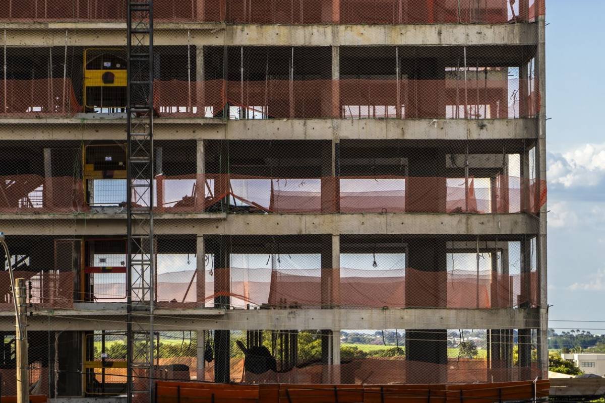 Suspensão de Alvarás: O Que Está em Jogo para o Mercado Imobiliário em São Paulo