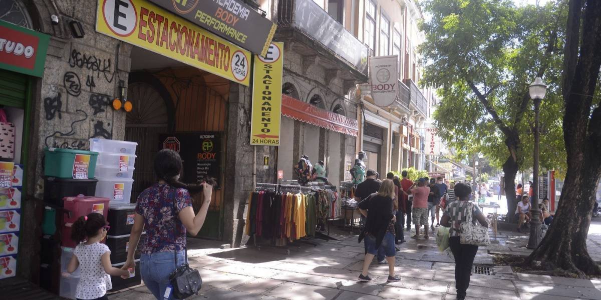 Vendas no Varejo: Crescimento Sólido ou Sinais de Alerta?