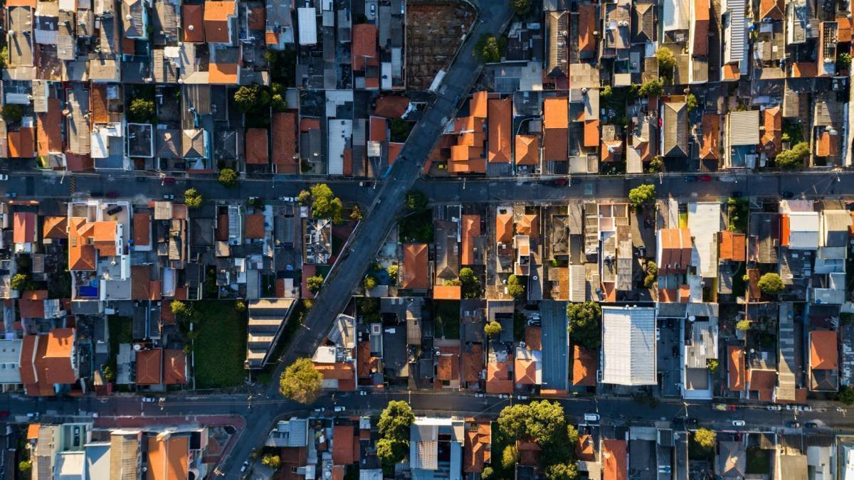 A corrida por terrenos em São Paulo: uma oportunidade ou um risco?