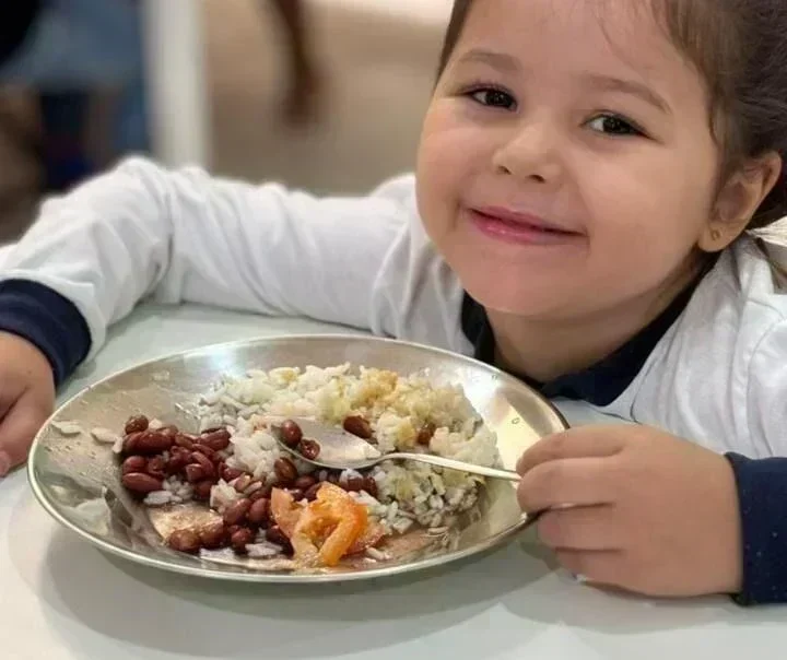 Araquari: O Poder da Alimentação Escolar na Saúde e Educação