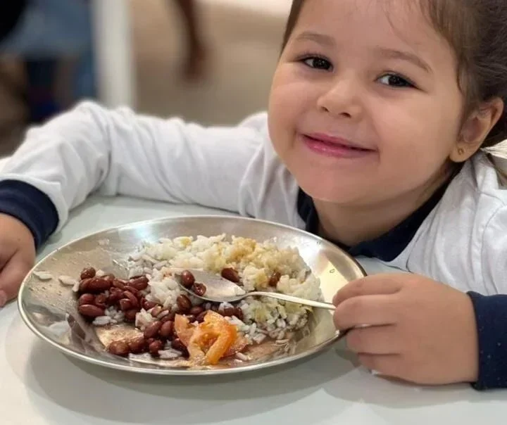 Araquari: O Poder da Alimentação Escolar na Saúde e Educação