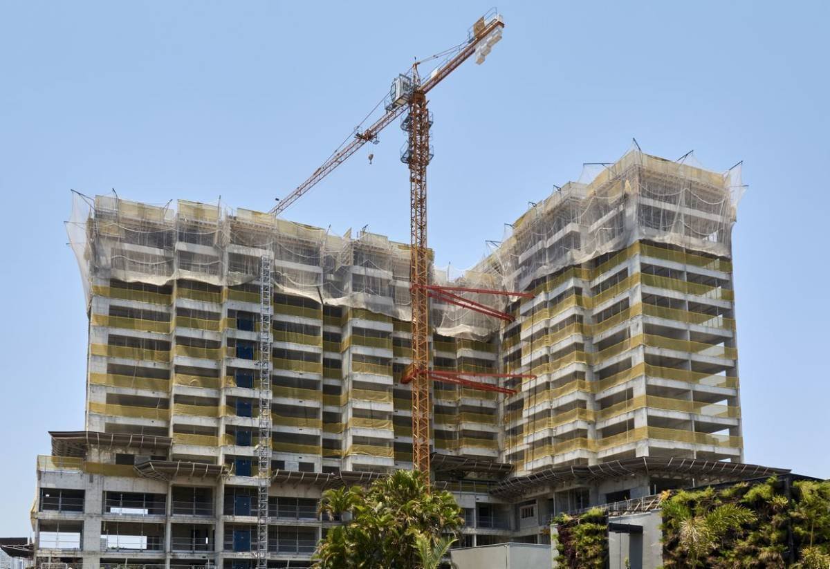 Caixa acelera crédito imobiliário: Oportunidade ou risco?