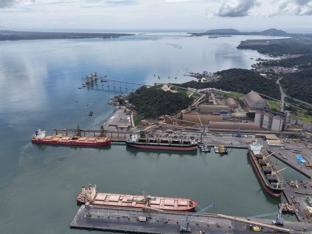 Porto de São Francisco: Lucros em Alta e Oportunidades em Construção