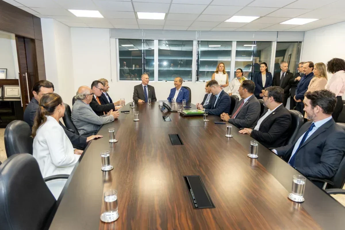 Santa Catarina: Investimentos e Equilíbrio em 2025 Revelam Oportunidades