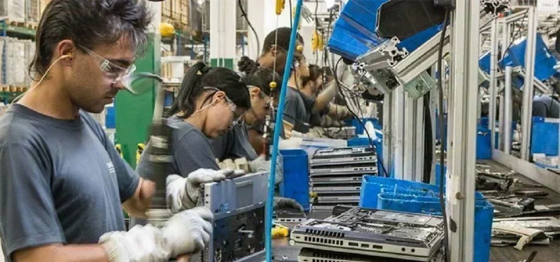 Tarifa Zerada: Oportunidade de Ouro para a Indústria Brasileira