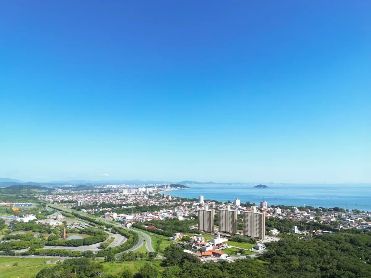 Investir em Santa Catarina: Oportunidades no Turismo e Imóveis