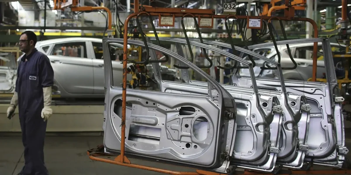 Produção Industrial: Crescimento ou Queda? Entenda o Cenário Atual