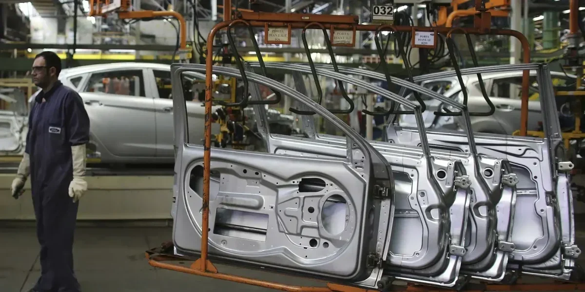 Produção Industrial: Crescimento ou Queda? Entenda o Cenário Atual